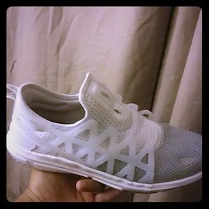 White Ralph Lauren Train 200 Size 7